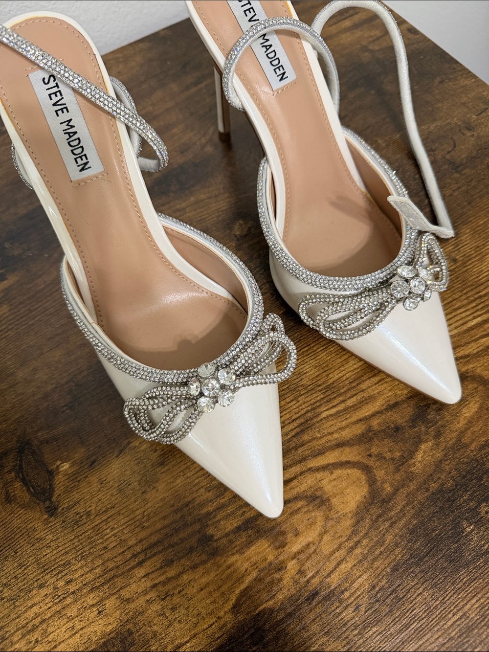 Steve Madden - Picture 2 of 3